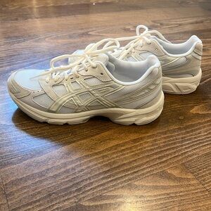 Like new ASICS